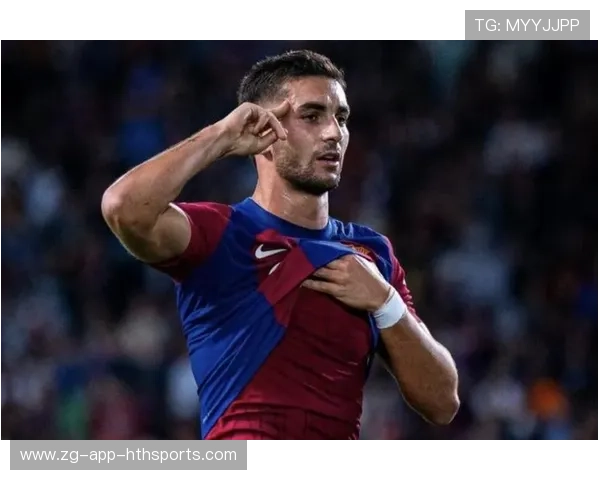 巴萨前场打出连续撞墙配合，费兰托雷斯完成关键终结