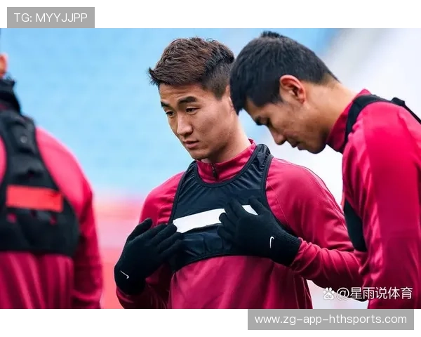 国足新帅邵佳一上任，开启球队改革，邵爱民足球