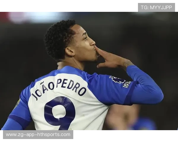 热刺多次冲击禁区，孙兴慜抽射被门将没收